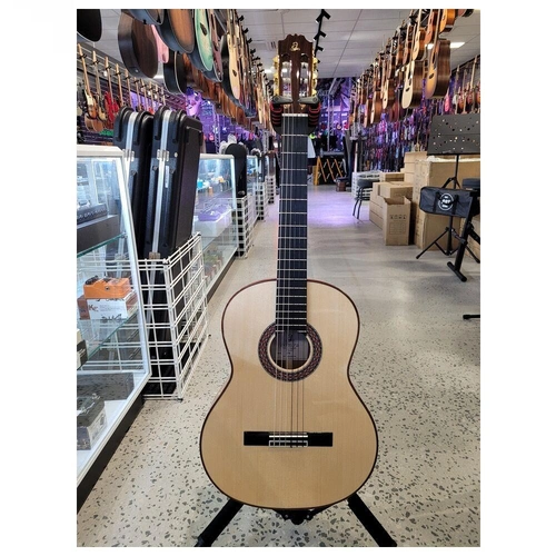 Admira Classic Solid Spruce Top Flamed maple back Flamenco Spanish Guitar F4