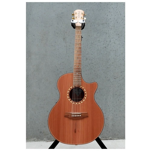 Cole Clark Angel 2 Acoustic / Electric Guitar Redwood / Myrtle