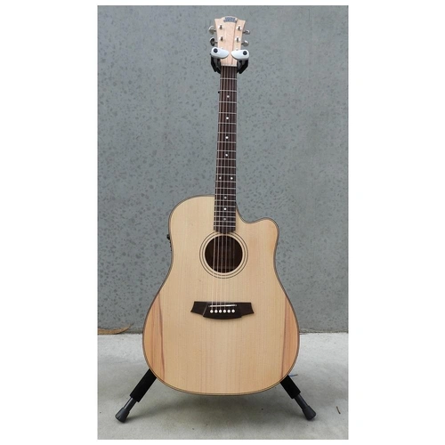 Cole Clark 20th Anniversary 'Fat Lady' FL2EC  Acoustic / Electric Guitar