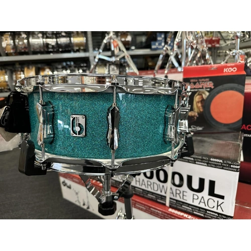 British Drum Company Lounge Snare 5.5 X 14 - Dorchester Blue Sparkle